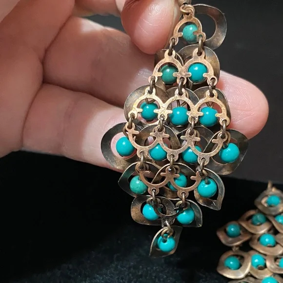 Elegant vintage Turquoise and metal Chandelier Earrings - Picture 8 of 16